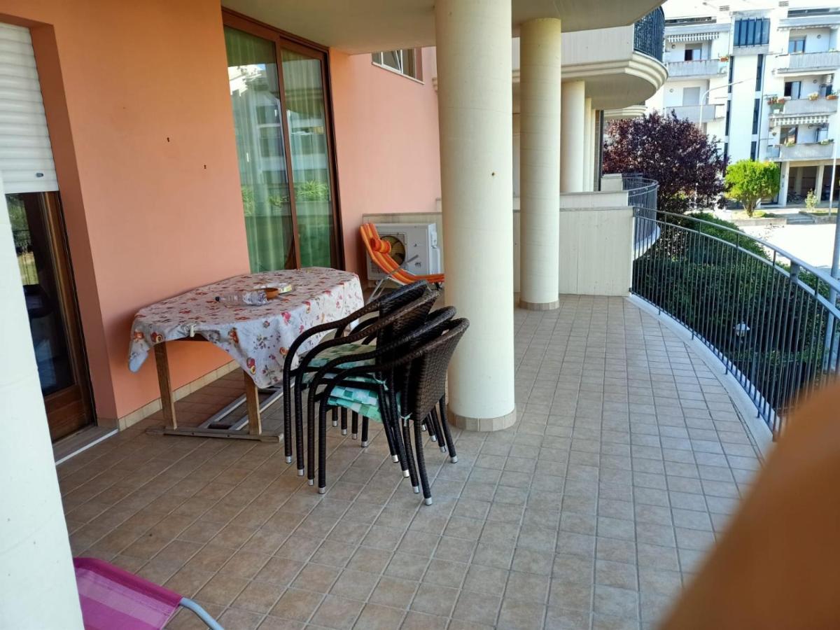 Appartamento Pina Tortoreto Bagian luar foto